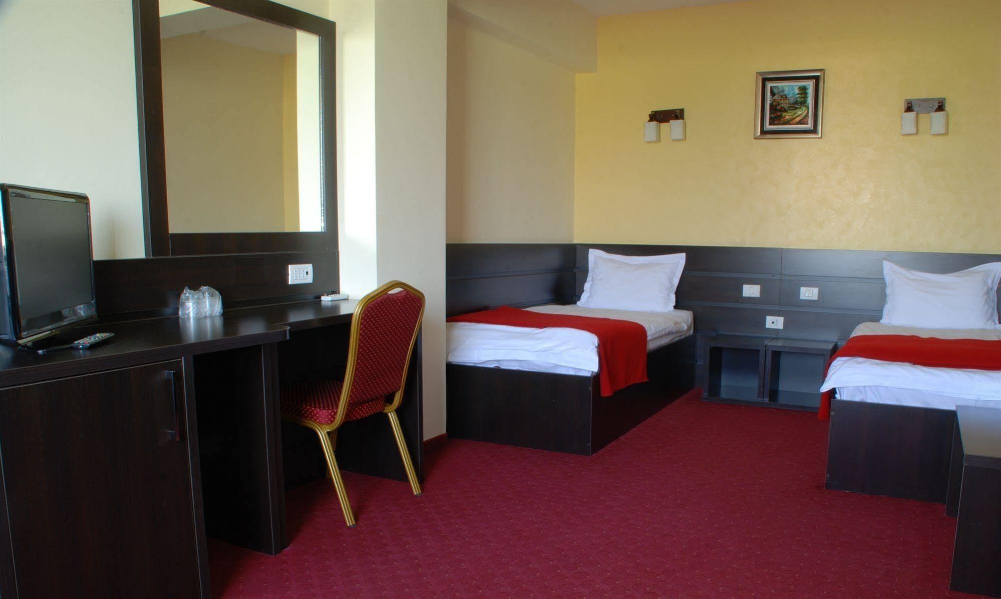 Hotel Ancor Bucureşti Ngoại thất bức ảnh